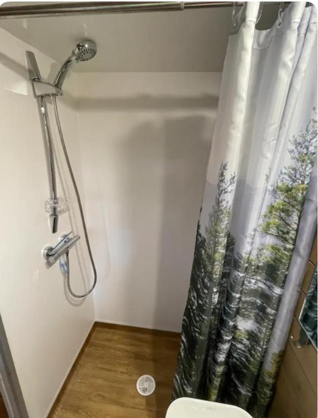 La Tiny House De Nanou Konuk evi Rochefort Dış mekan fotoğraf
